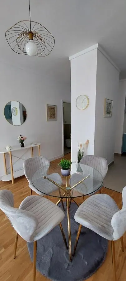 Апартаменты Luxury New Apartament Private Parking Бухарест